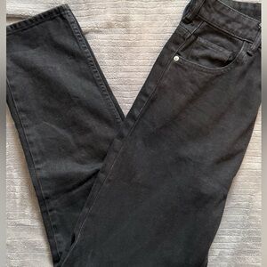 Zara Women's Black Straight Jeans